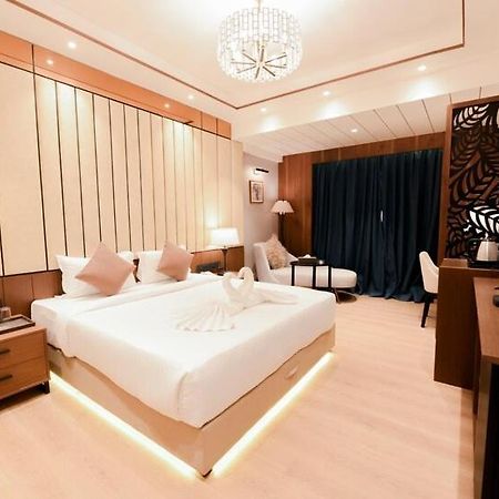 Hotel Avinash International Jagdalpur ภายนอก รูปภาพ