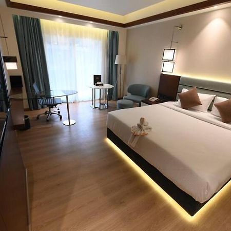 Hotel Avinash International Jagdalpur ภายนอก รูปภาพ