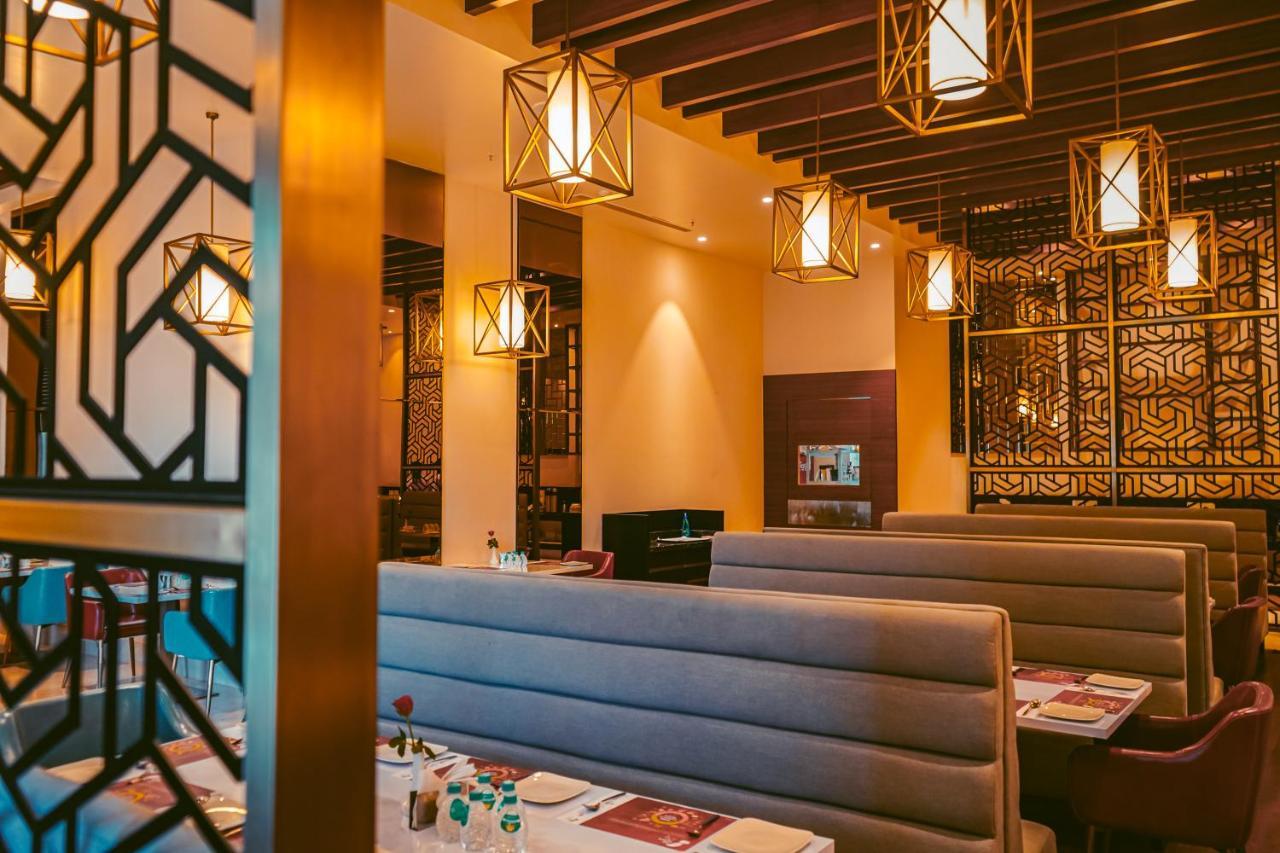 Hotel Avinash International Jagdalpur ภายนอก รูปภาพ
